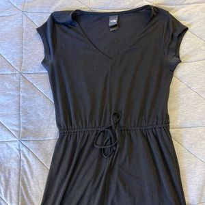 The North Face Tie-waist black dress
